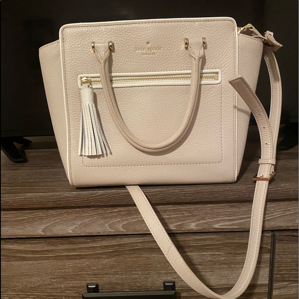💥 SOLD 💥 Kate Spade Small Chester Allyn
